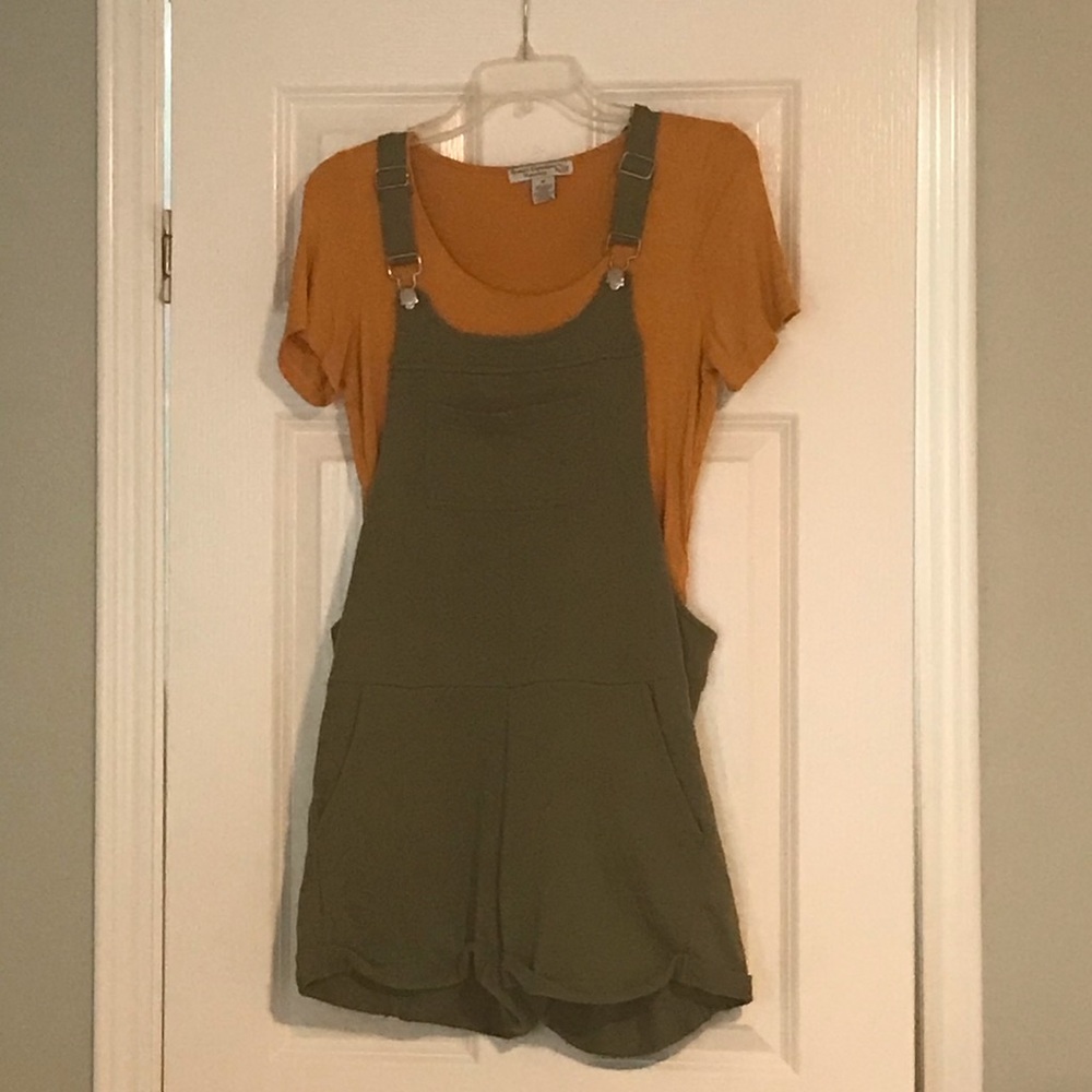 Maternity overalls with pockets and mustard maternity shirt with side ruching.